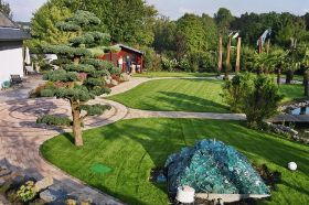 gartennachher.JPG